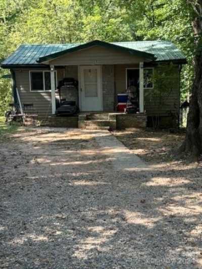 Home For Sale in Sylva, North Carolina