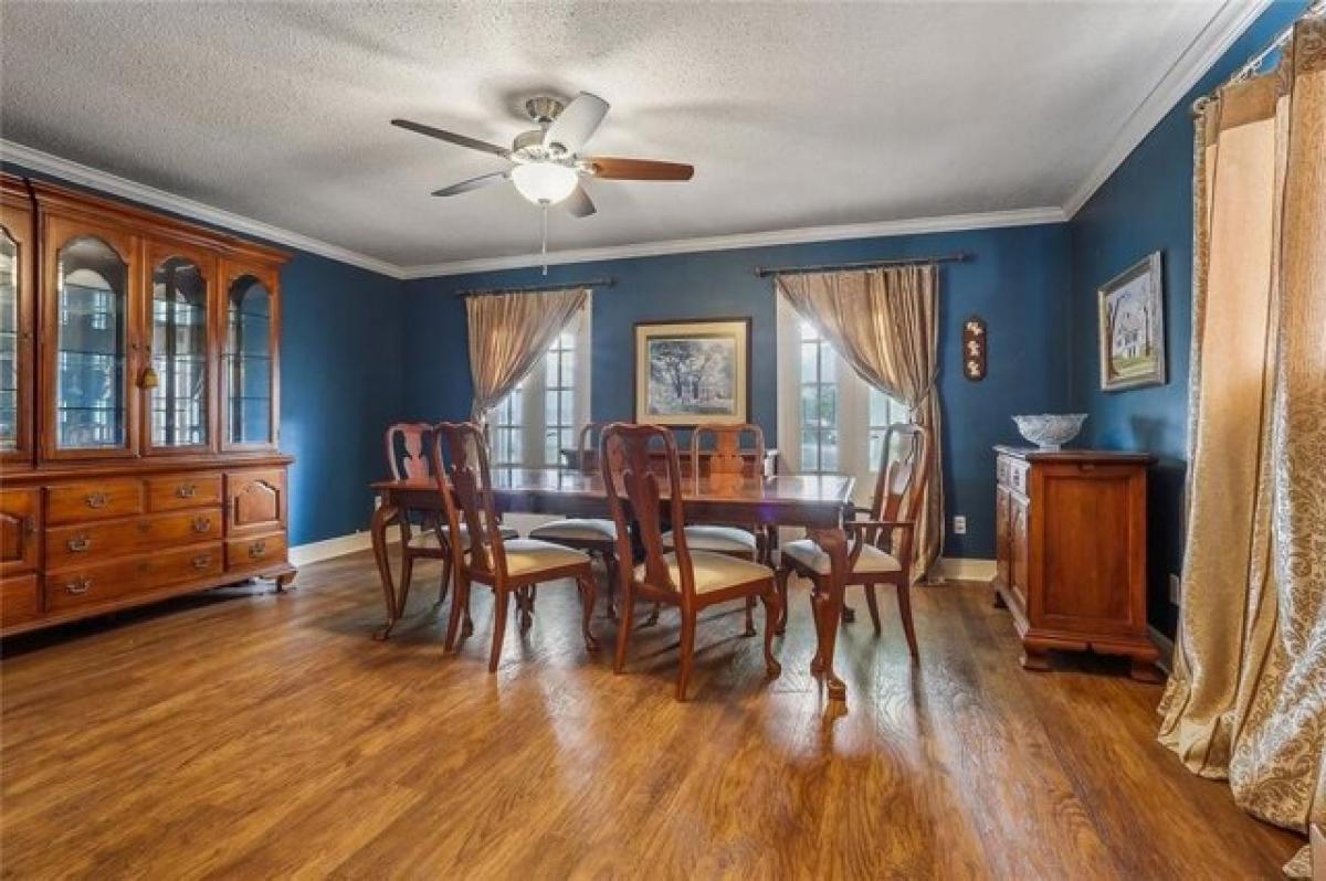 Picture of Home For Sale in Metairie, Louisiana, United States