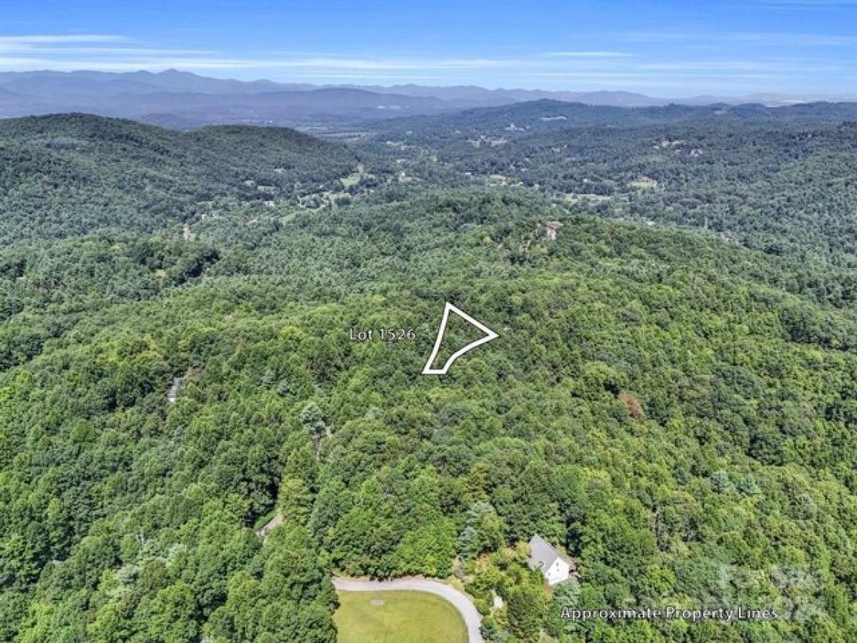 Picture of Residential Land For Sale in Hendersonville, North Carolina, United States