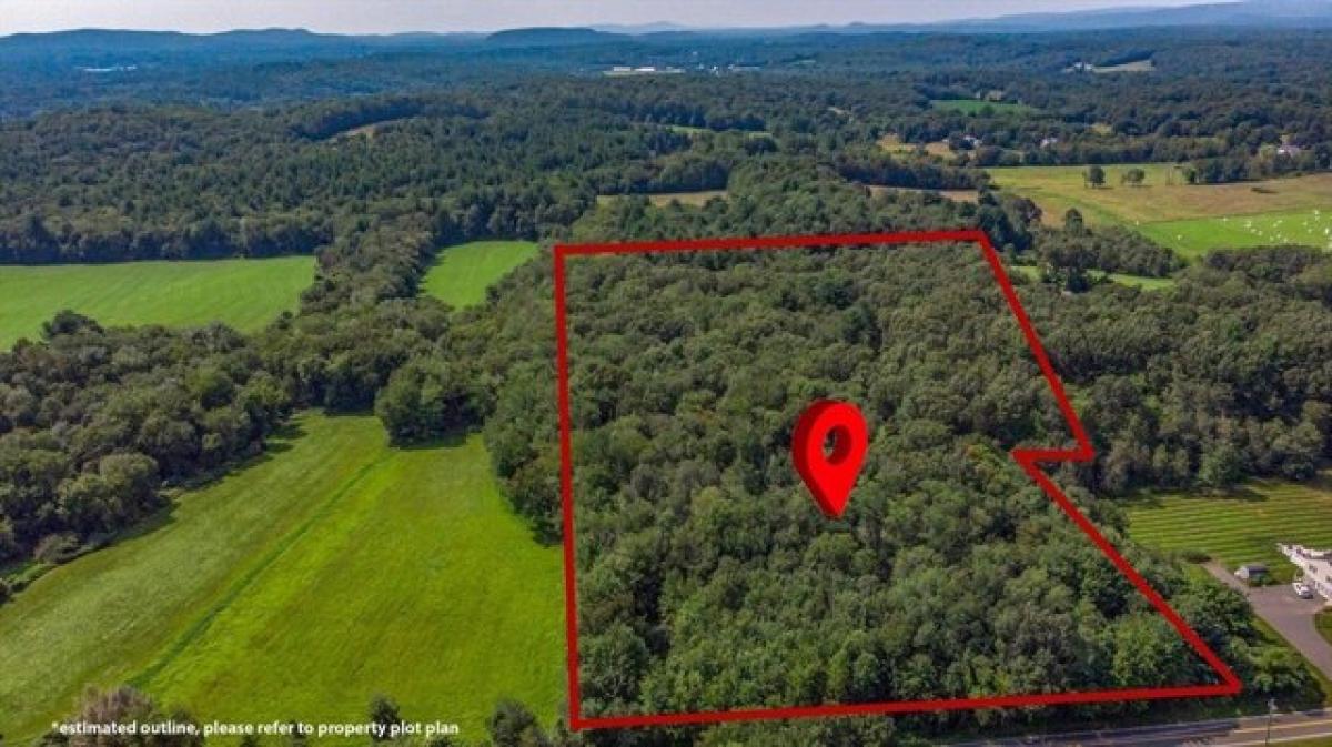 Picture of Residential Land For Sale in Southwick, Massachusetts, United States