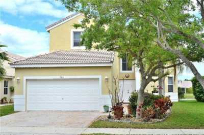 Home For Rent in Weston, Florida