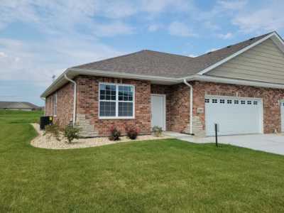 Home For Sale in Manhattan, Illinois