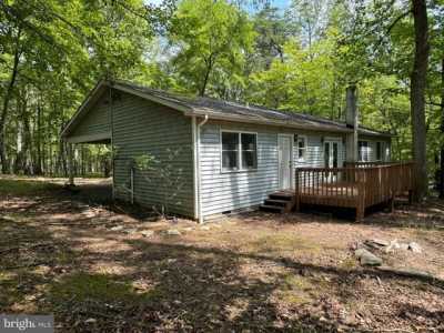 Home For Sale in Berkeley Springs, West Virginia