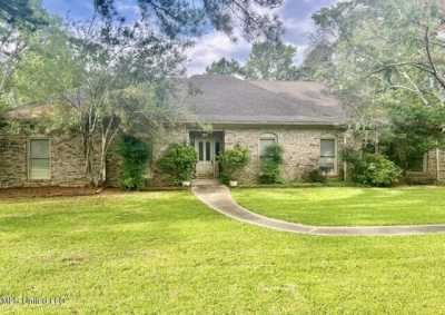 Home For Sale in Madison, Mississippi