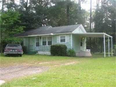 Home For Sale in Valdosta, Georgia