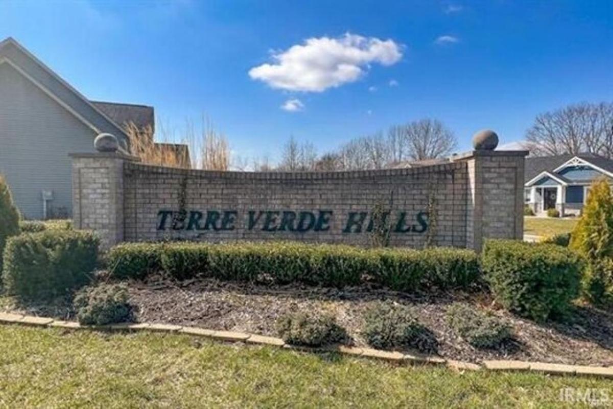 Picture of Residential Land For Sale in South Bend, Indiana, United States