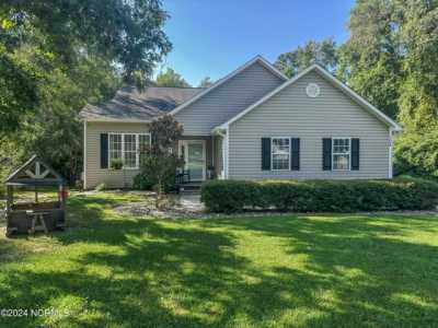 Home For Sale in Swansboro, North Carolina