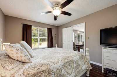 Home For Sale in Navarre, Florida