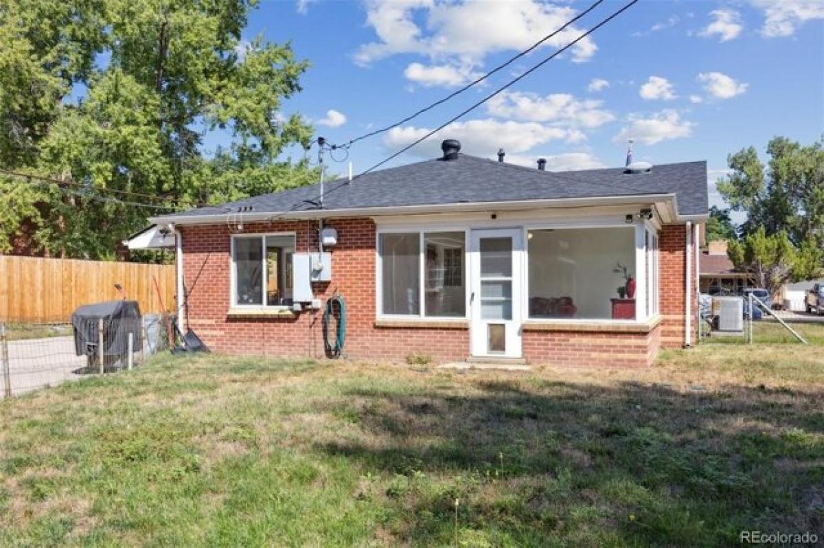 Picture of Home For Sale in Wheat Ridge, Colorado, United States