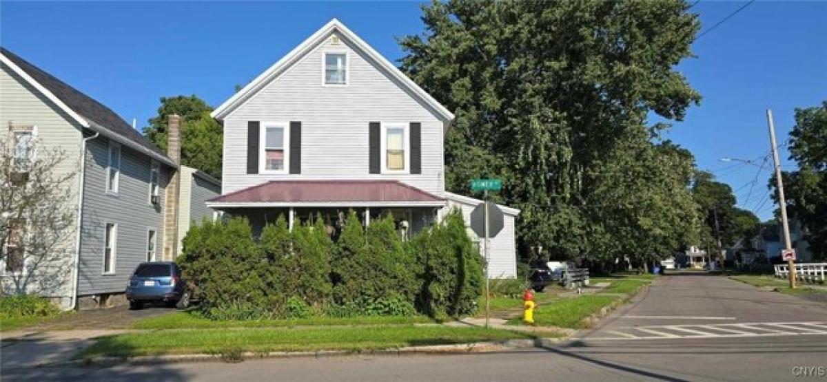 Picture of Home For Sale in Cortland, New York, United States