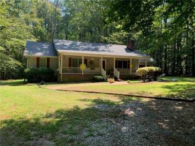 Home For Sale in Hartfield, Virginia