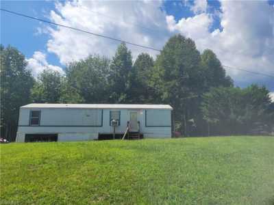 Home For Sale in Wilkesboro, North Carolina