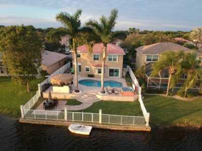 Home For Sale in Sunrise, Florida