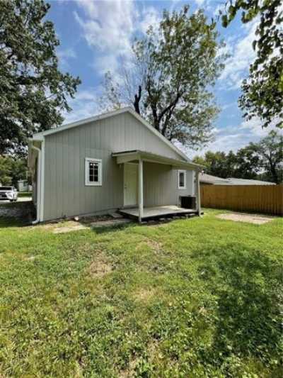 Home For Sale in Clinton, Missouri