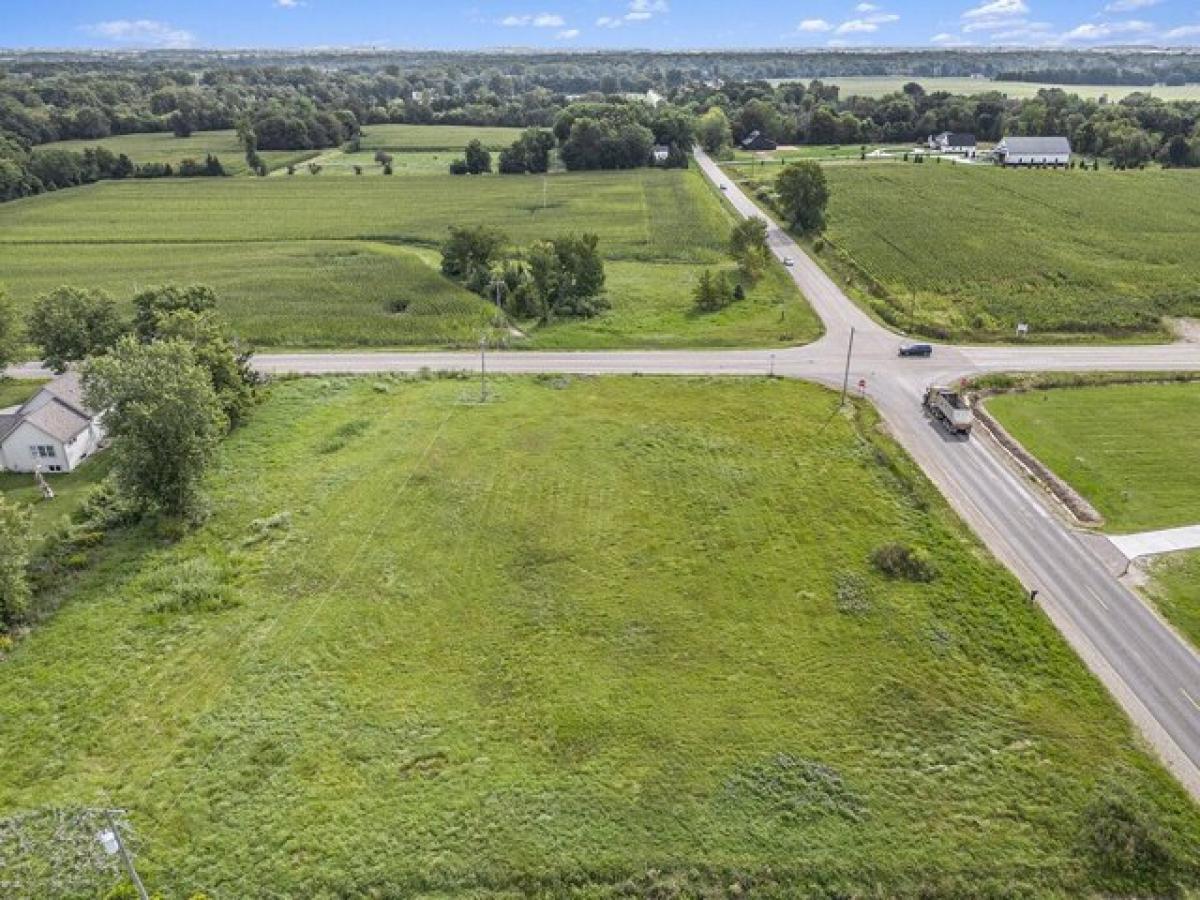 Picture of Residential Land For Sale in Holland, Michigan, United States