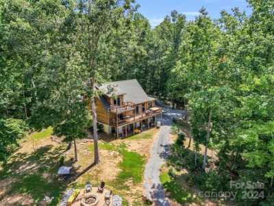 Home For Sale in Mill Spring, North Carolina