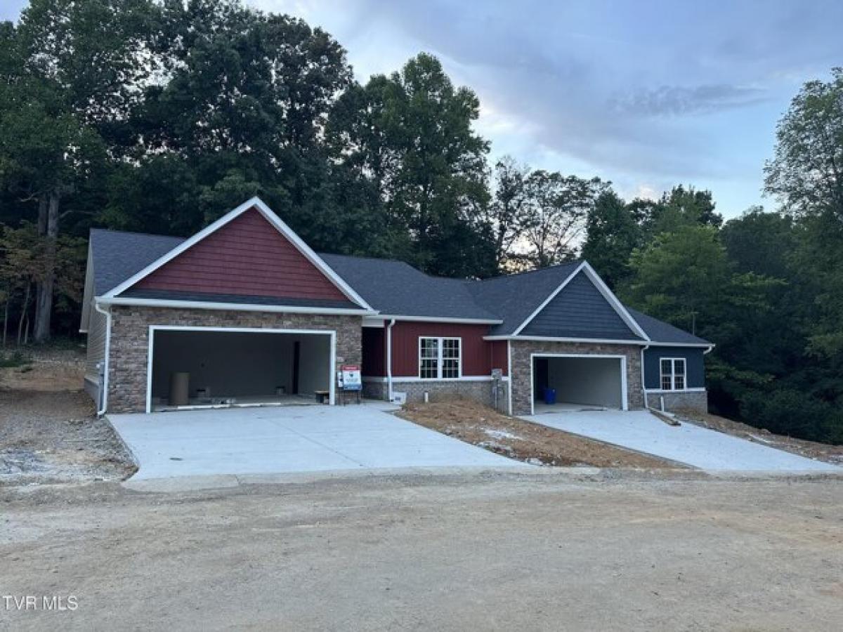 Picture of Home For Sale in Gray, Tennessee, United States