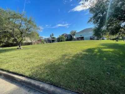 Residential Land For Sale in Dickinson, Texas