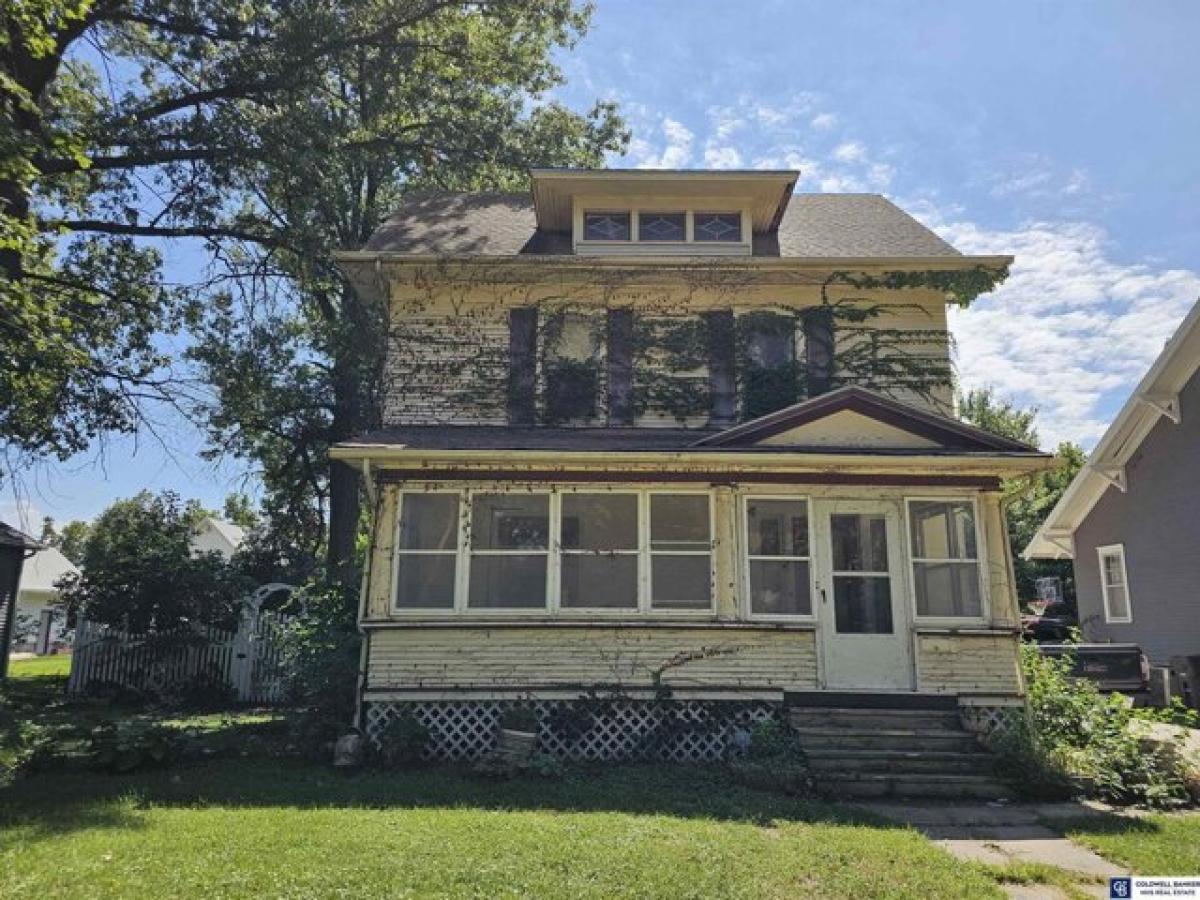 Picture of Home For Sale in York, Nebraska, United States