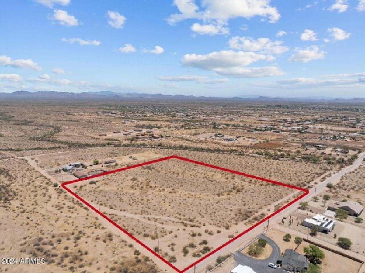 Picture of Residential Land For Sale in Wittmann, Arizona, United States