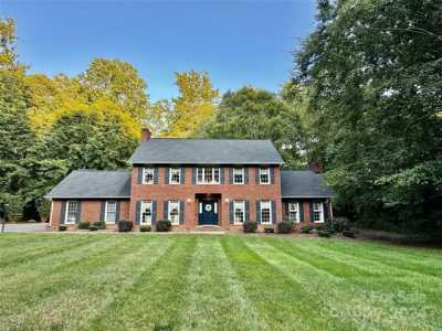 Home For Sale in Newton, North Carolina