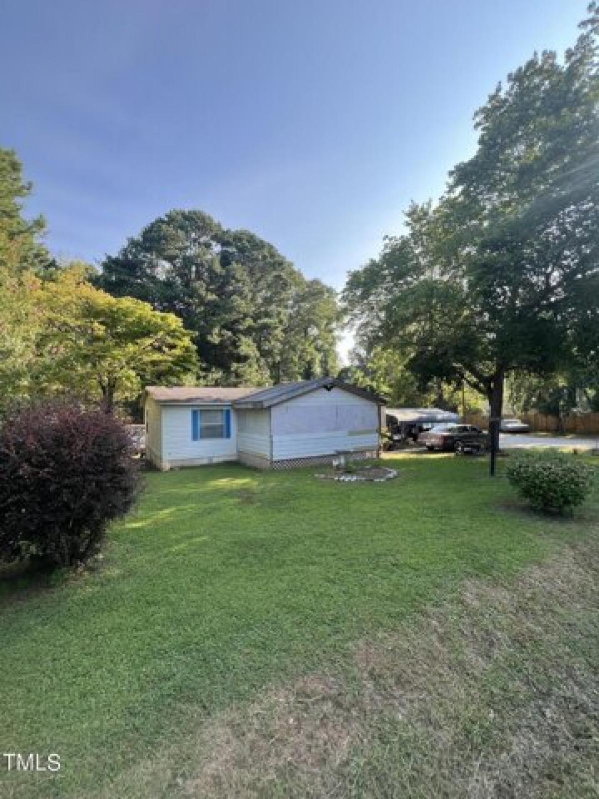 Picture of Home For Sale in Holly Springs, North Carolina, United States