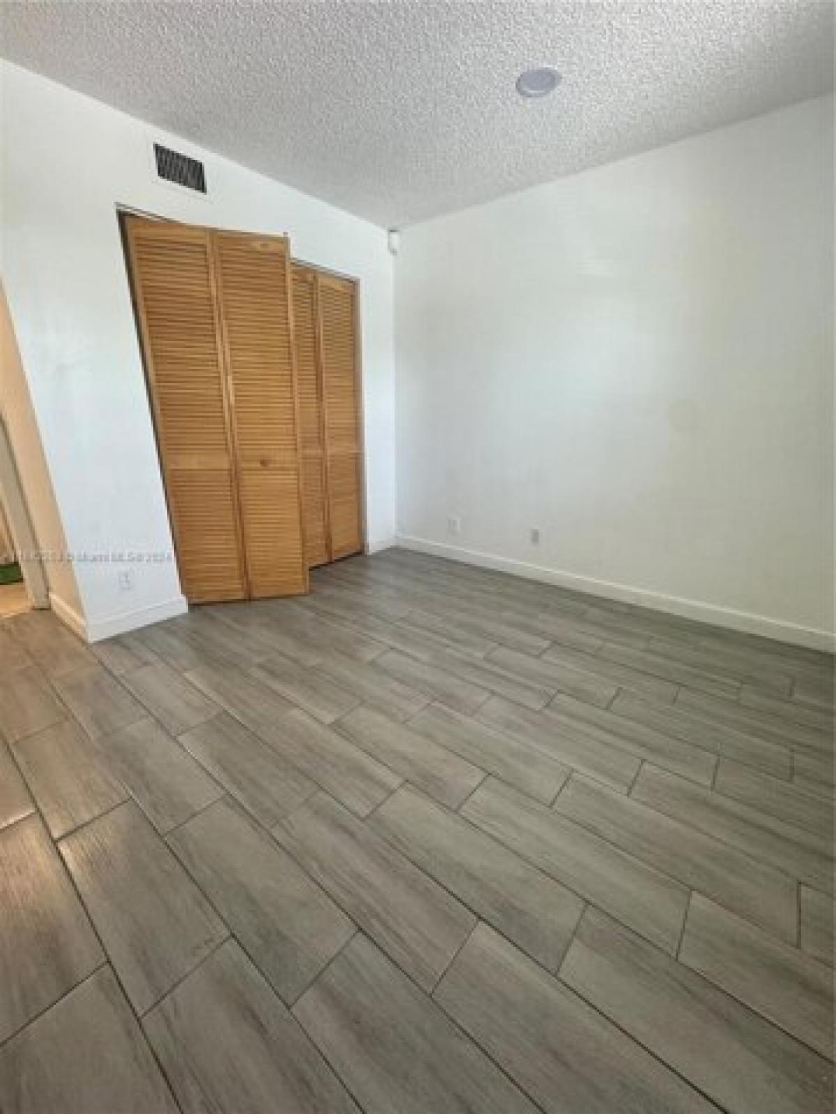 Picture of Apartment For Rent in Lauderhill, Florida, United States