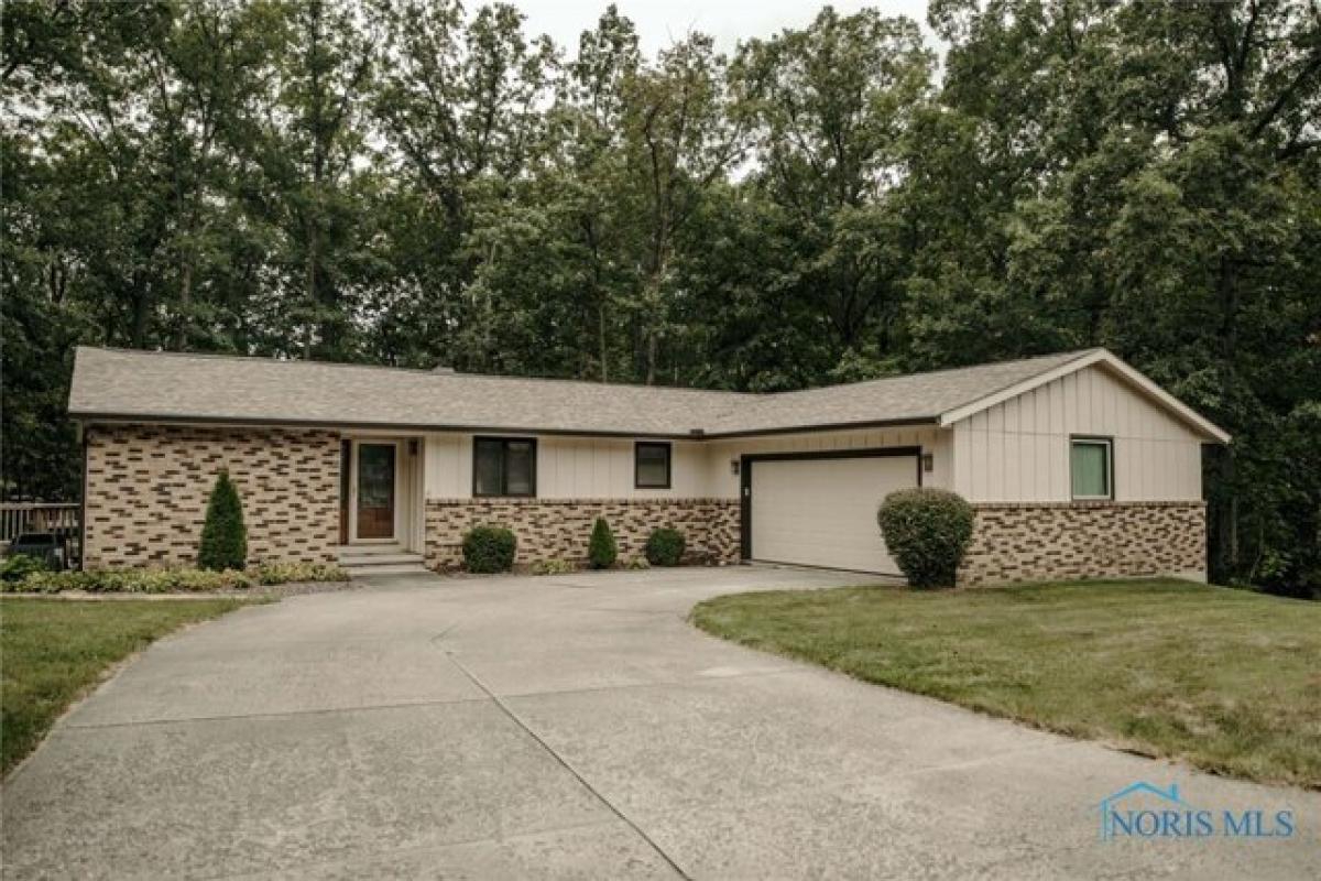 Picture of Home For Sale in Defiance, Ohio, United States