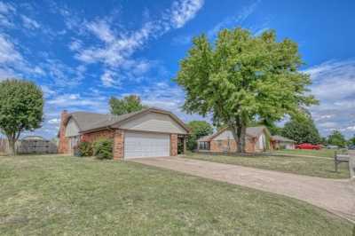 Home For Sale in Chickasha, Oklahoma