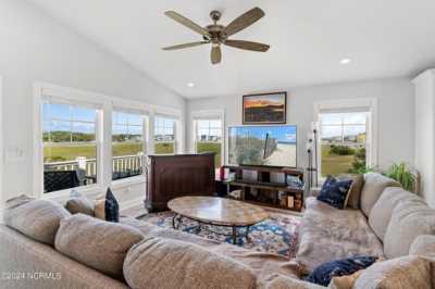 Home For Sale in Holden Beach, North Carolina