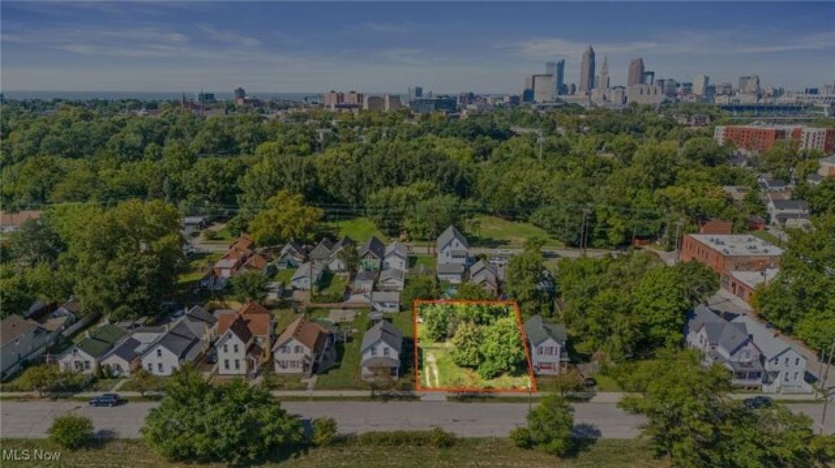 Picture of Residential Land For Sale in Cleveland, Ohio, United States