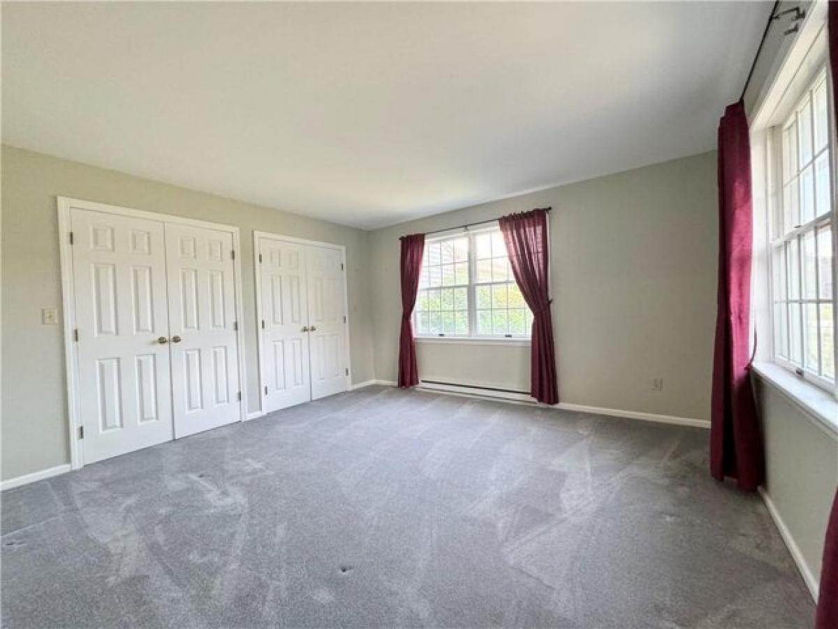 Picture of Home For Rent in Portsmouth, Rhode Island, United States