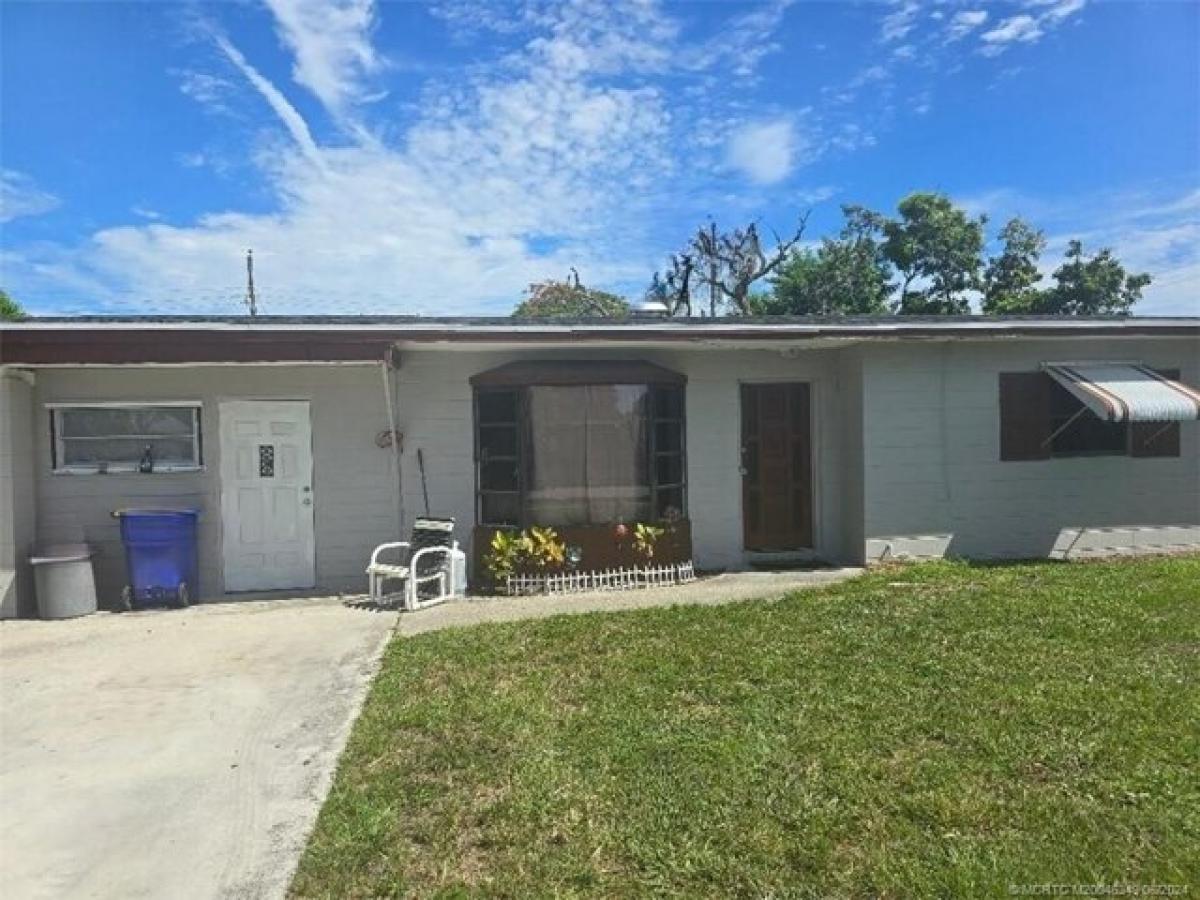 Picture of Home For Sale in Stuart, Florida, United States