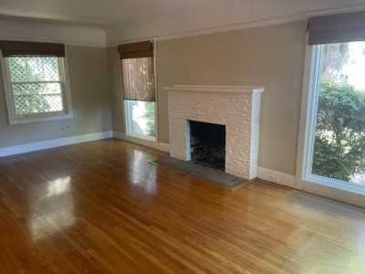 Home For Rent in Burlingame, California