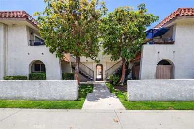 Home For Rent in Huntington Beach, California