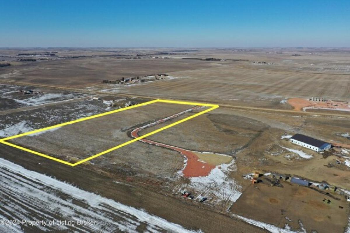 Picture of Residential Land For Sale in Belfield, North Dakota, United States