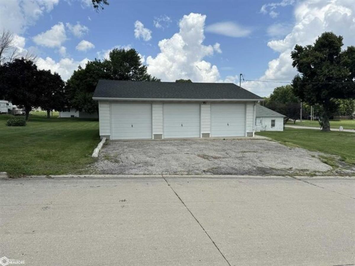 Picture of Residential Land For Sale in Clarinda, Iowa, United States