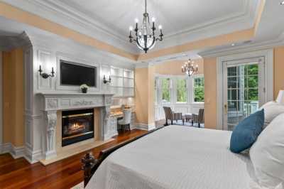 Home For Sale in Cold Spring Harbor, New York