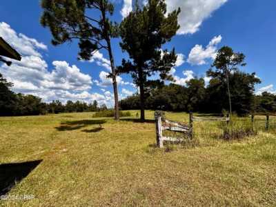 Home For Sale in Marianna, Florida