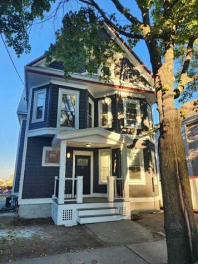 Apartment For Rent in Somerville, Massachusetts