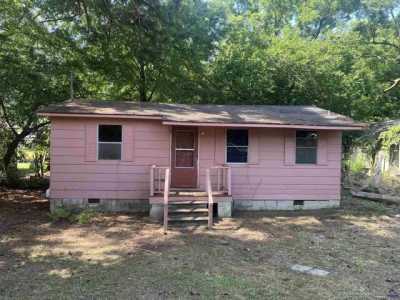 Home For Sale in Marshallville, Georgia