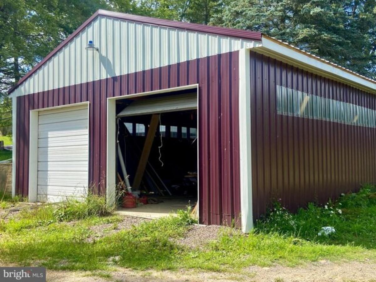 Picture of Home For Sale in Frostburg, Maryland, United States