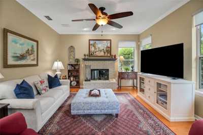 Home For Sale in Mount Dora, Florida