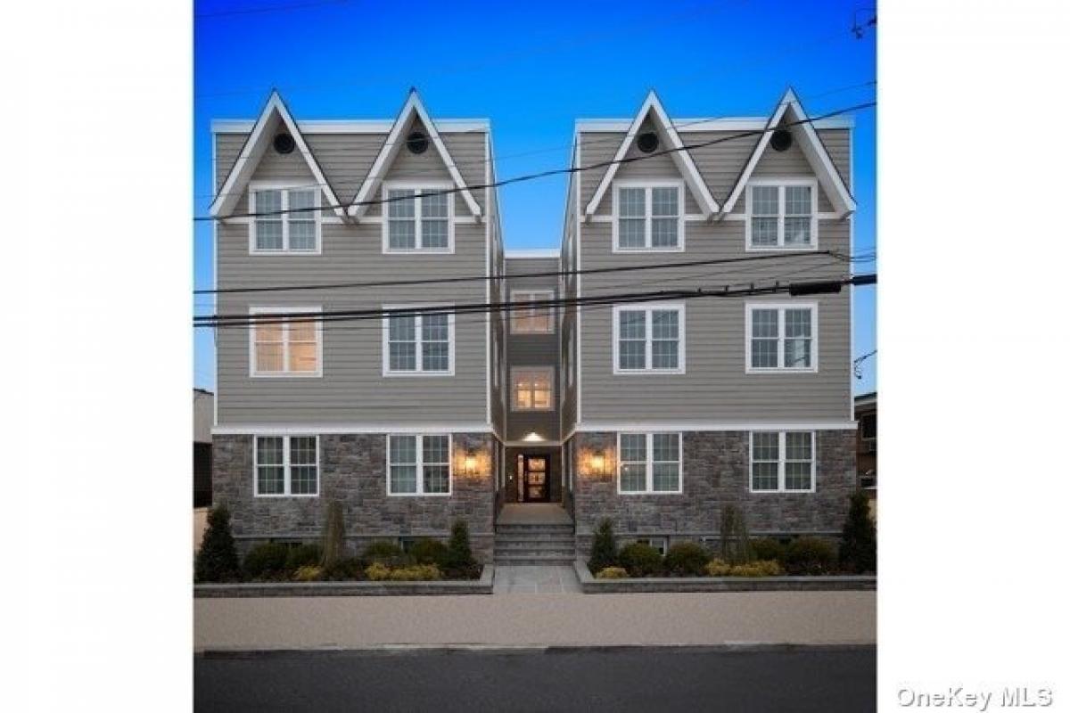 Picture of Apartment For Rent in Woodmere, New York, United States