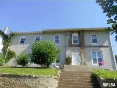 Home For Sale in Davenport, Iowa