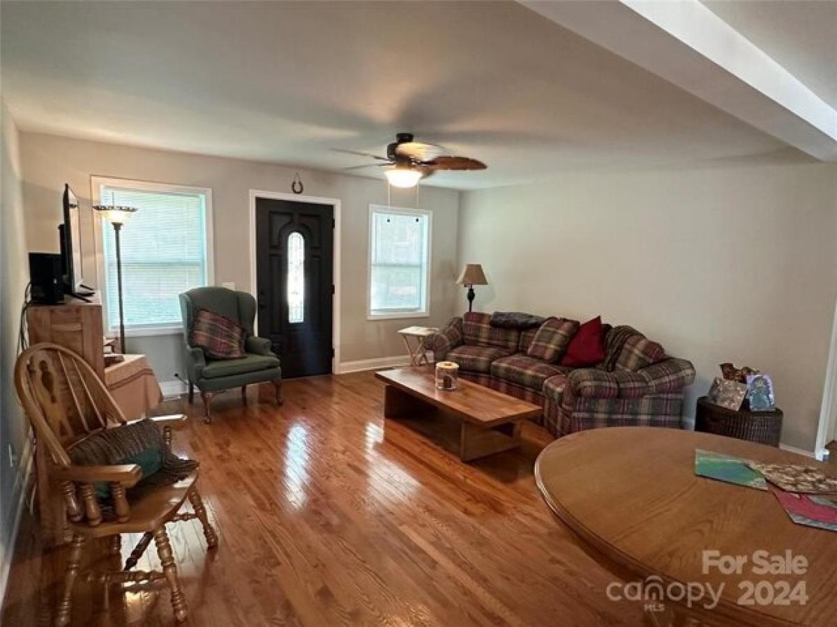 Picture of Home For Sale in Kannapolis, North Carolina, United States