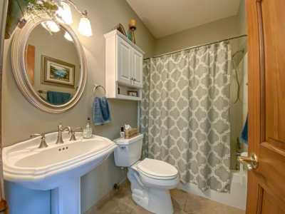 Home For Sale in Oconomowoc, Wisconsin