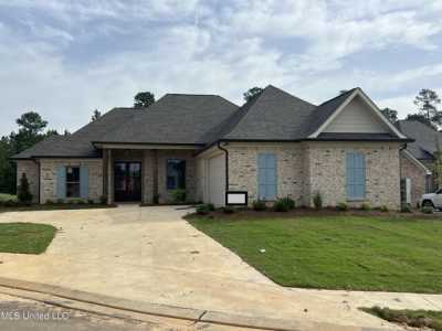 Home For Sale in Flowood, Mississippi