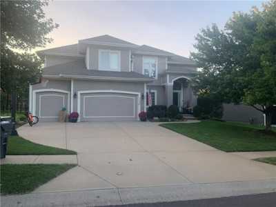 Home For Sale in Olathe, Kansas