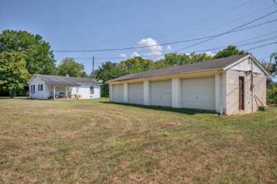 Home For Sale in Waverly, Tennessee